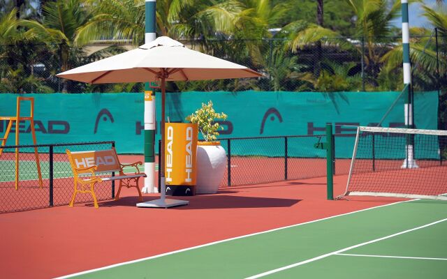 Mauricia Beachcomber Resort & Spa