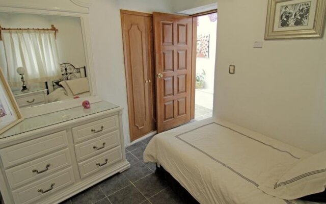Ahuehuete Hostal Galeria