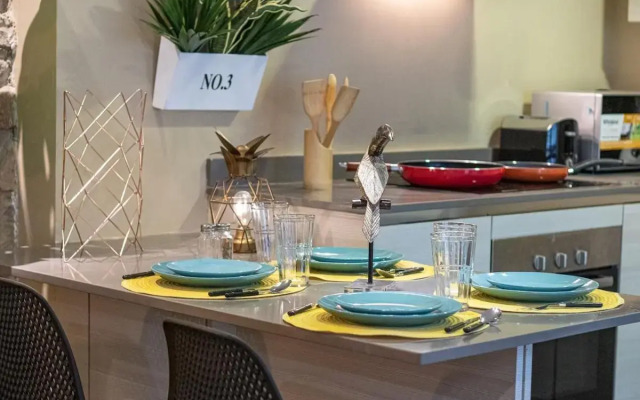 AmazINN Places Casco Viejo unique Desing and Pool I