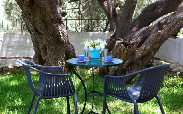 Summer House Louisa