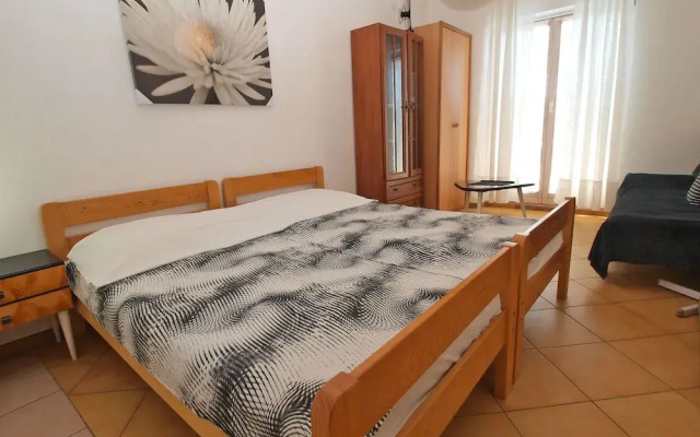 Apartment 1095