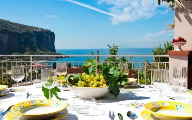 Villa Sorrento Coast
