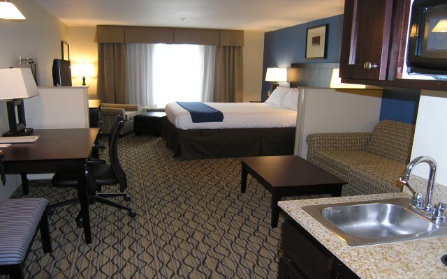 Holiday Inn Express & Suites Belle Vernon by IHG
