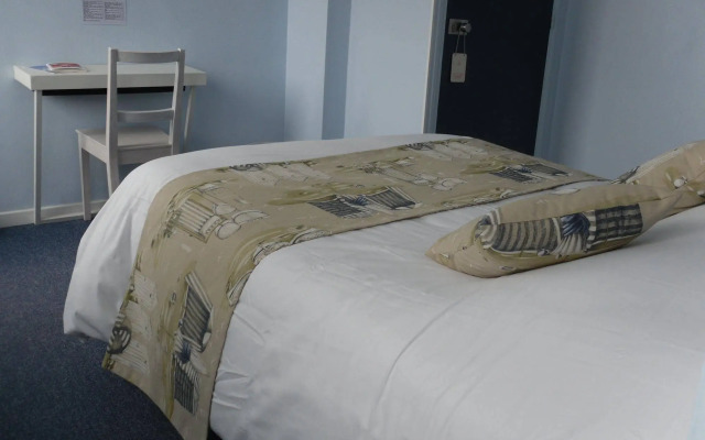 Ptit Dej Hôtel Corinna