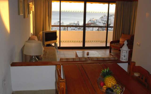 Albufeira Sea View by Rentals in Algarve (51)