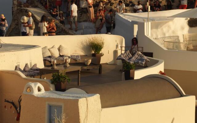 OIA Unique Homes by K&K
