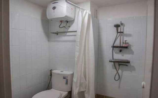 Comfy Studio Apartment By REQhome