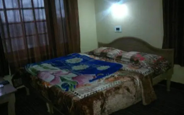 Aashu's Lodge