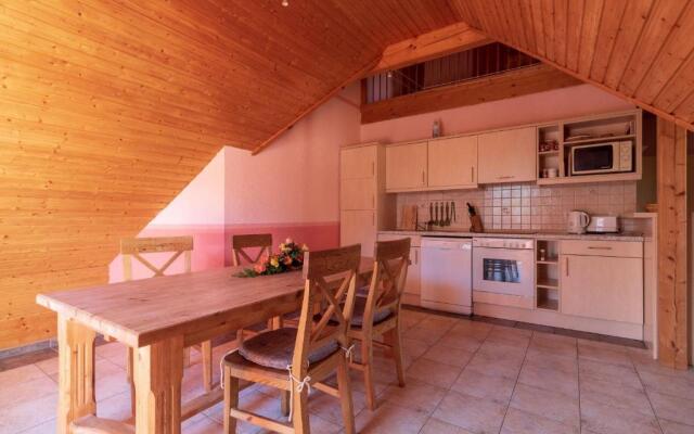 Whg-3-Falkenturm-Ferienhaus-Am-Boddenufer-Buschvitz