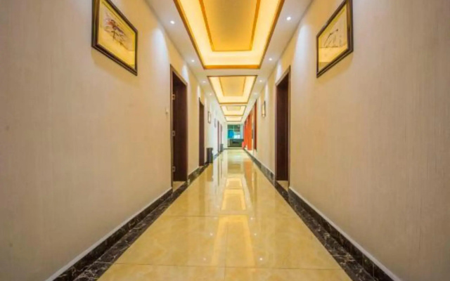 Jingzuan Business Hotel