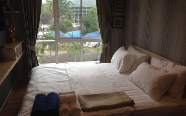 The Sea Condo 51&49