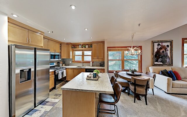 675deer7 2 Bedroom Condo