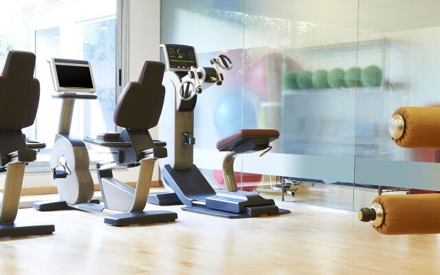 Le Meridien Ra Beach Hotel & Spa