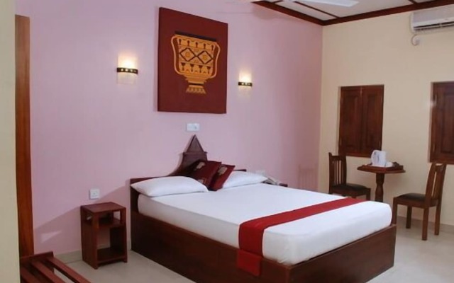 The Triangle Hotel