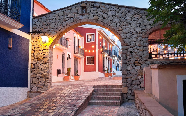 Occidental Pueblo Acantilado