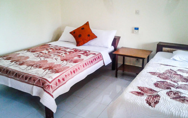 Puji Bungalow & Hostel