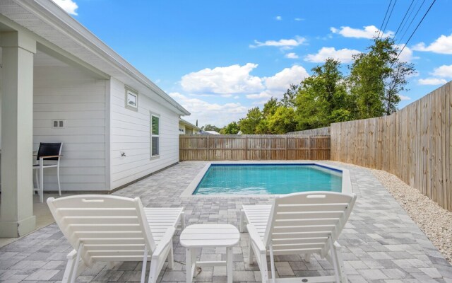 21400 Marlin Ave - Blue Marlin