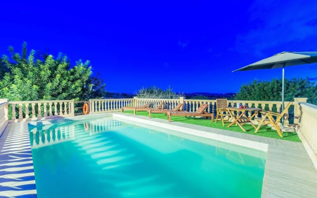 SON Alegre DE Bunyola