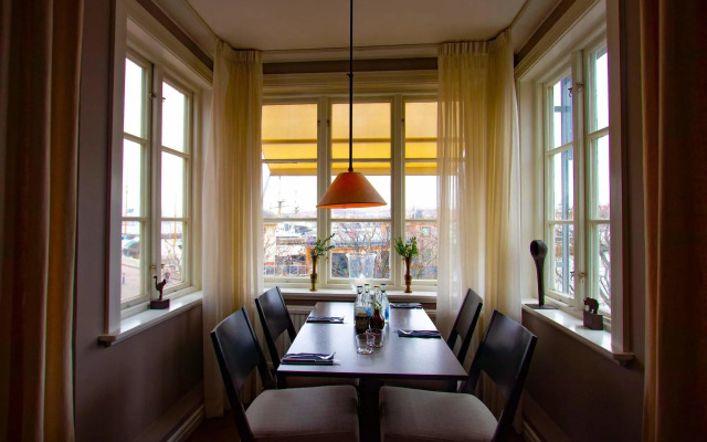 Dialog Hotel Villan