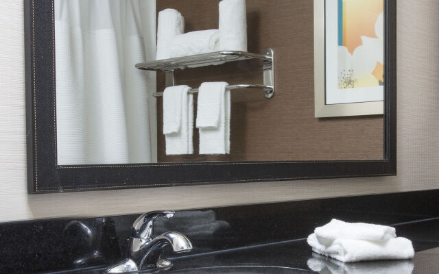 Fairfield Inn & Suites Terre Haute