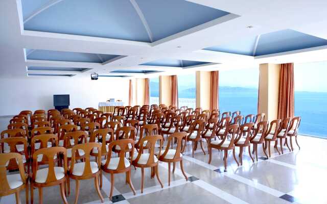 Sunshine Corfu Hotel & Spa 
