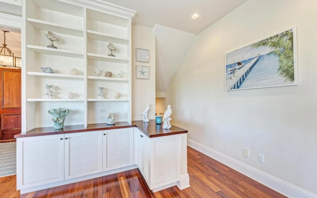 Anna Maria Beach Serenity