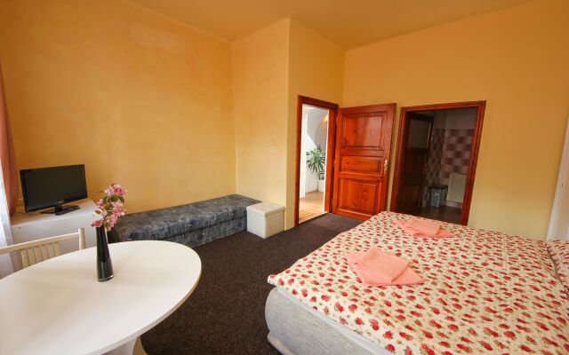 Mini Hotel Abraka