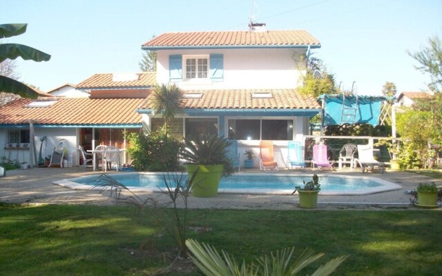 Villa With 3 Bedrooms in Tarnos, With Private Pool, Enclosed Garden an
