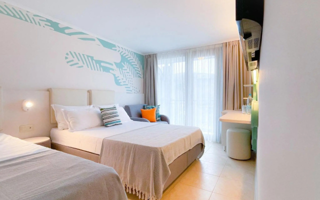 Calimera Ralitsa Superior Hotel & Aquapark