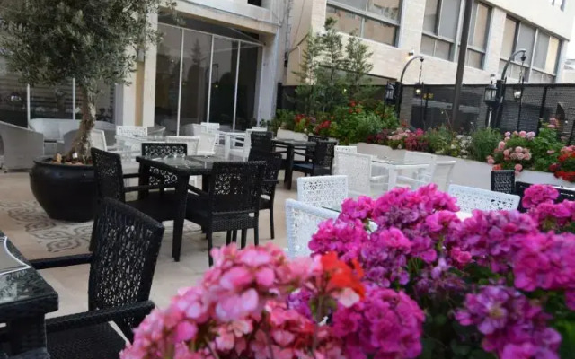 Rum Art Hotel