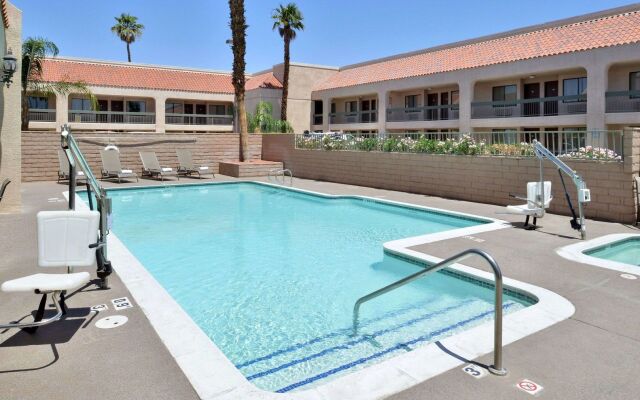 Signature Inn Hotel