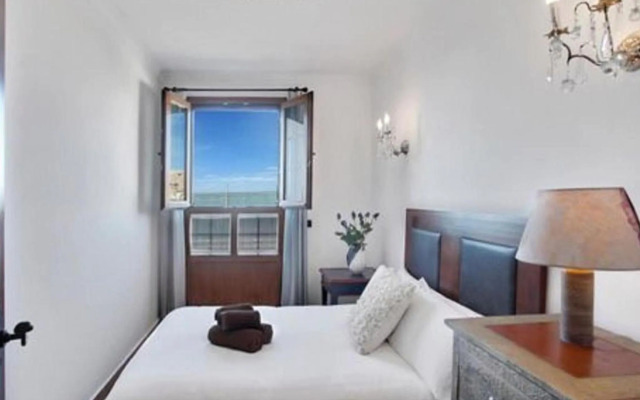 Beautiful holiday home in Los Realejos with garden