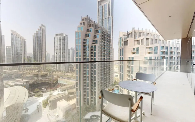 Downtown - Address Residences Opera T1 1603