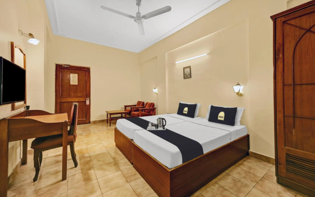 Super OYO Townhouse OAK Hotel Belsons Taj Mahal