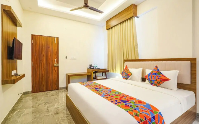 Fabhotel Purplle Inn