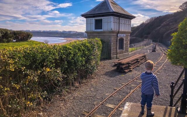 Seaview Holiday Home