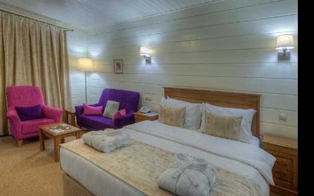 River Inn Boutique Hotel