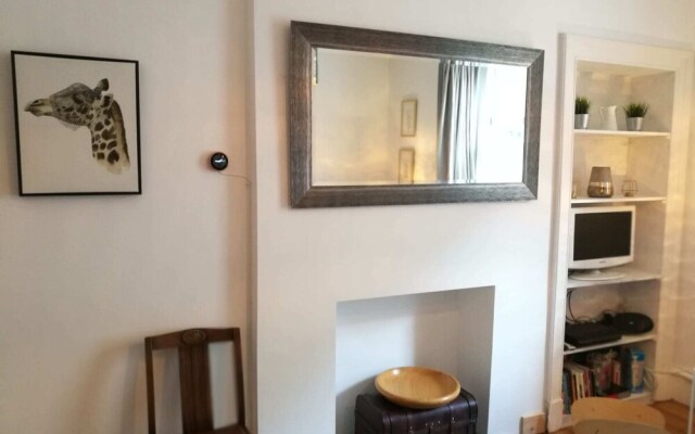 3 Bedroom Flat in Marchmont