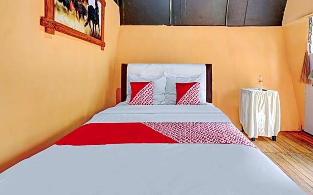 OYO 90474 Caravan Camp