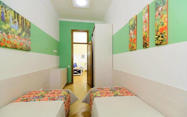 VIP апартаменти Ван Гог на площі Ринок