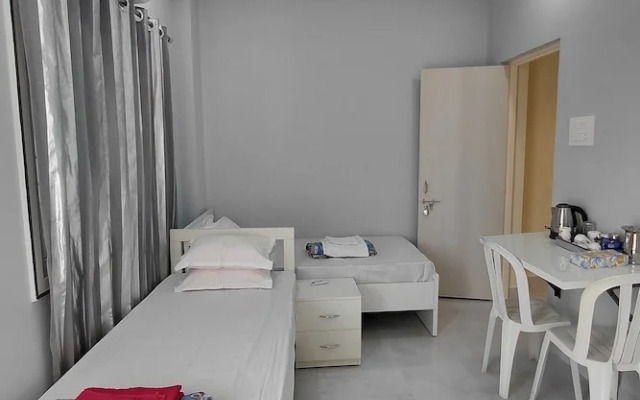 V & U Homestay Sadar