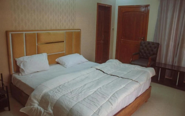Holyzen Guest House Islamabad