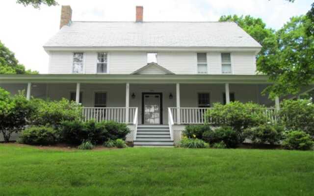 The B&B at Bartlett Farm