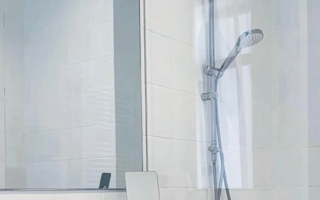 White Room
