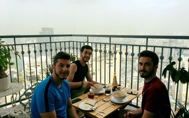 Penthouse Hostel & Spa