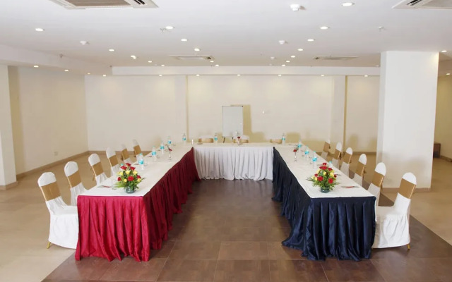 Hotel Bmk Grand By FabHotels