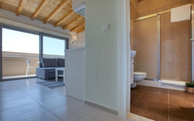 AEGEAN Apartments - Marina & Chios Island View
