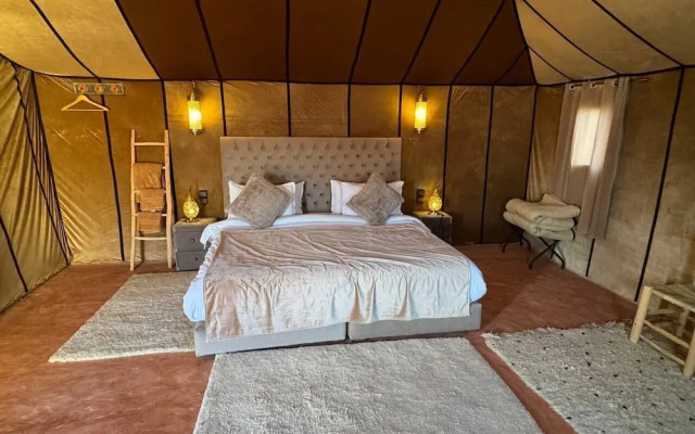 erg Chebbi sahara camp