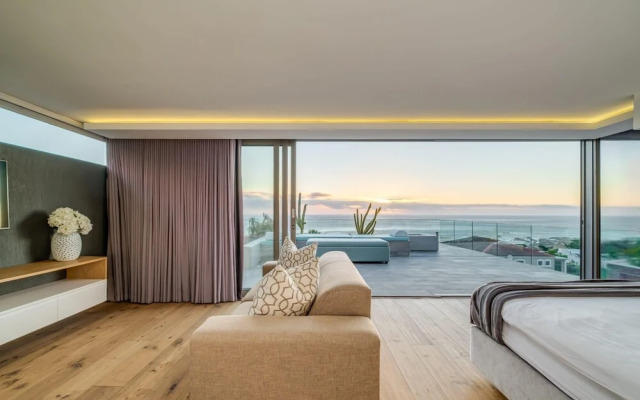 Incredible Camps Bay Villa With Five Bedrooms and Private Pool The Cheviots