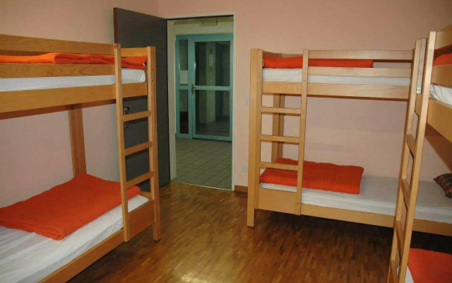 Geneva Hostel